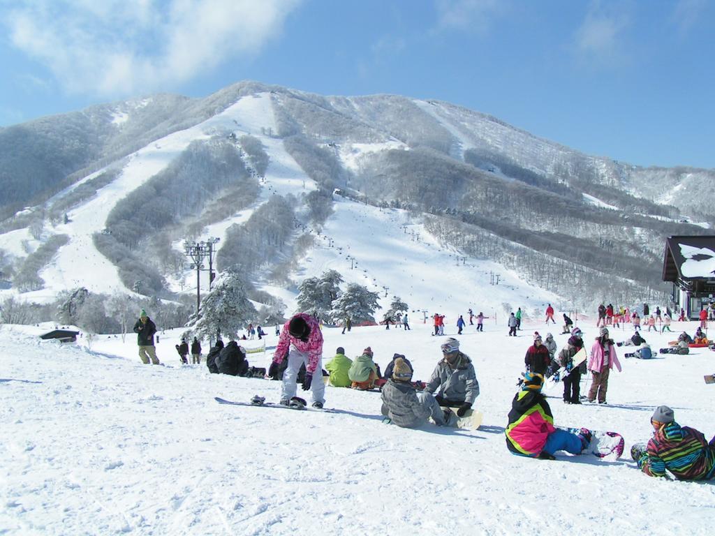 Madarao Elm Pension Iiyama Extérieur photo